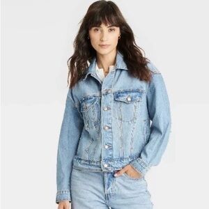 NWT Target Women’s Gold Studded Light Blue Denim Jacket M Universal Thread